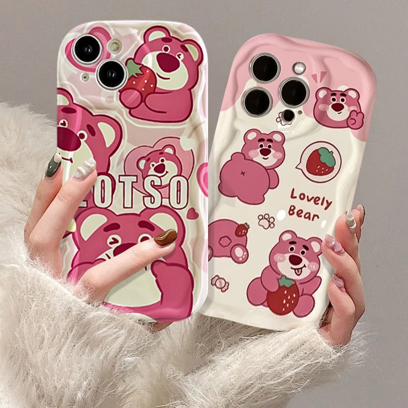 การ์ตูนโดเรมอนน่ารักสตรอเบอร์รี่หมีล็อตโต้กรณีเข้ากันได้ iPhone 15 Pro Max 7 8 Plus XR X XS Max 11 13 12 14 Pro Max
