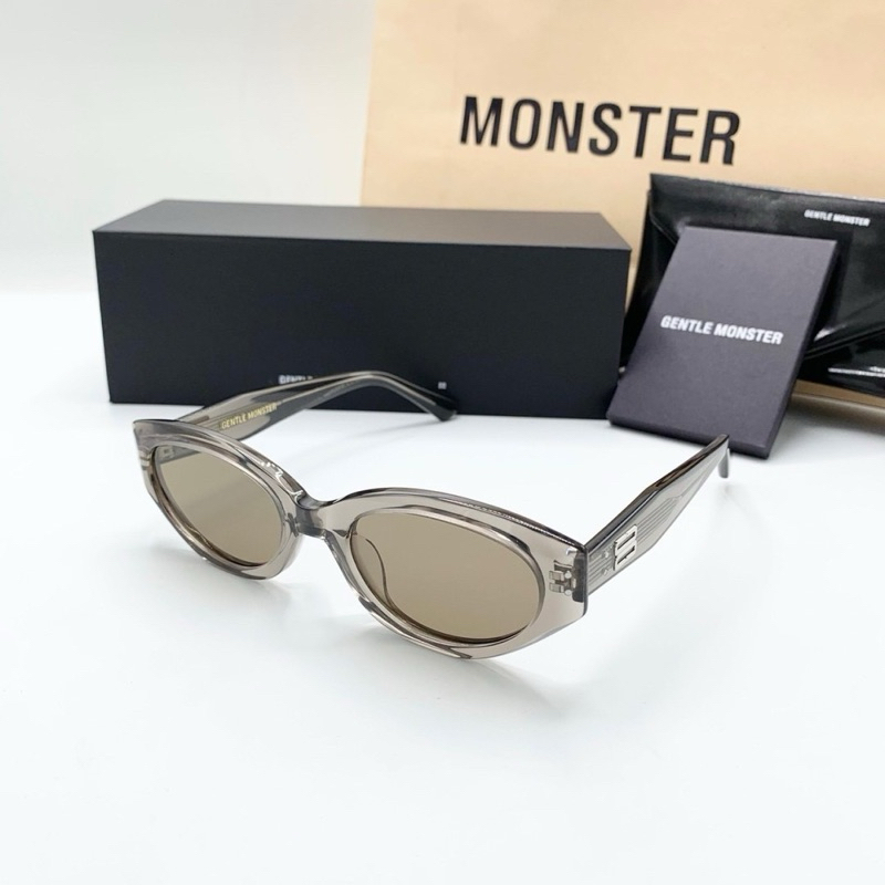 Gentle Monster Rcoco Sunglasses   ใหม่ล่าสุด คุณภาพดีที่สุด พร้อมส่งค่ะ กันแดดเต็มประสิทธิภาพ UV400  มาพร้อมกล่อง