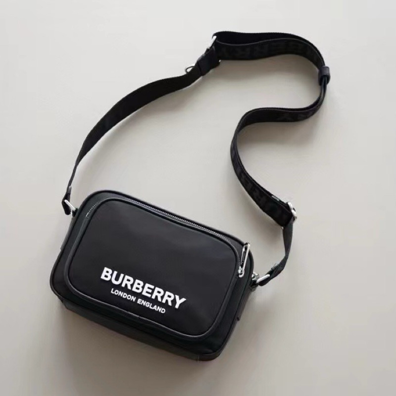 กระเป๋า Burberry  crossbody bag