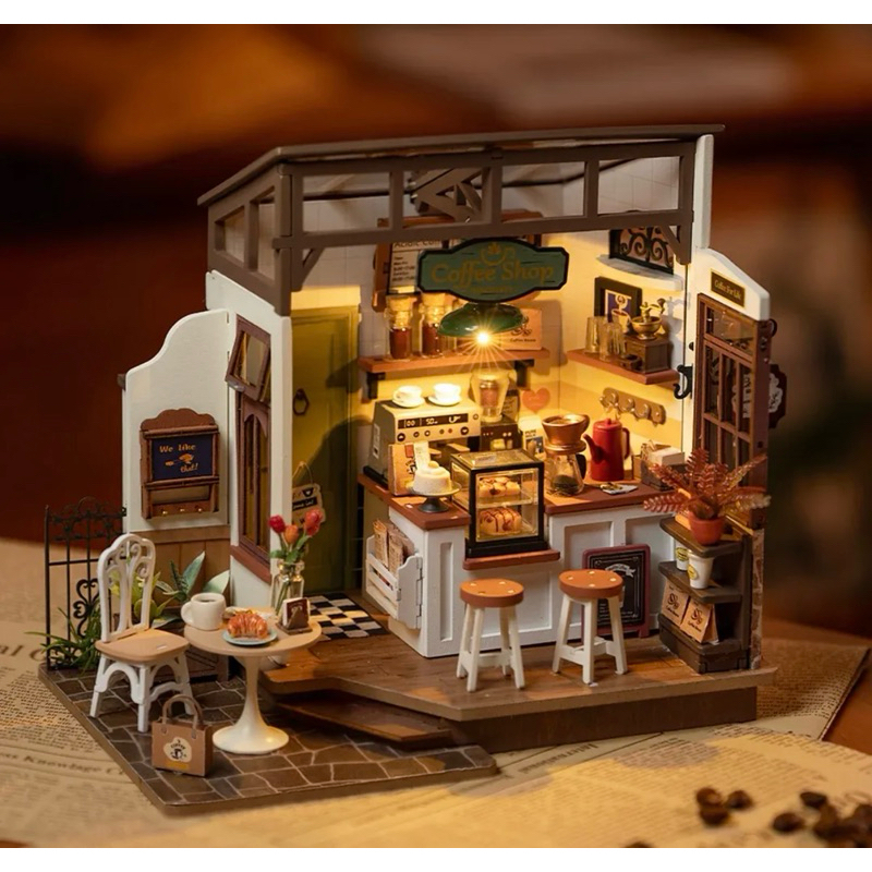 Rolife ของเล่น DIY MINIATURE HOUSE โมเดลประกอบเอง ร้านกาแฟ Rolife English version DG162 [พร้อมส่ง]