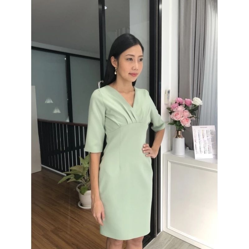 ส่งต่อ veera hof สีเขียวอ่อน size M