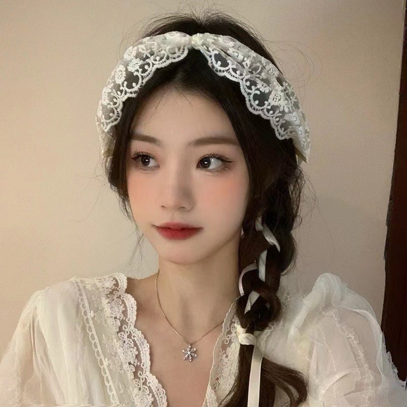 ที่คาดผมลูกไม้ ที่คาดผมแบบหวานและน่ารัก
