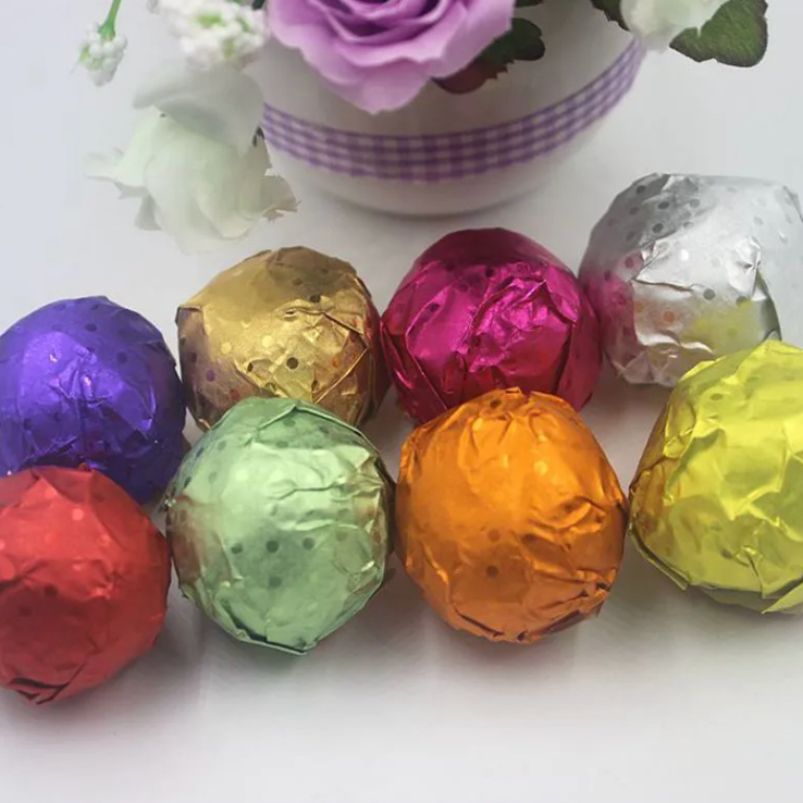 ฟอยล์ห่อช็อคโกแลต ลายจุด แพค 50 แผ่น Food grade Foil+Paper Classic Dot Design แผ่นฟอยล์คุณภาพสูงหลากสี หลายขนาด