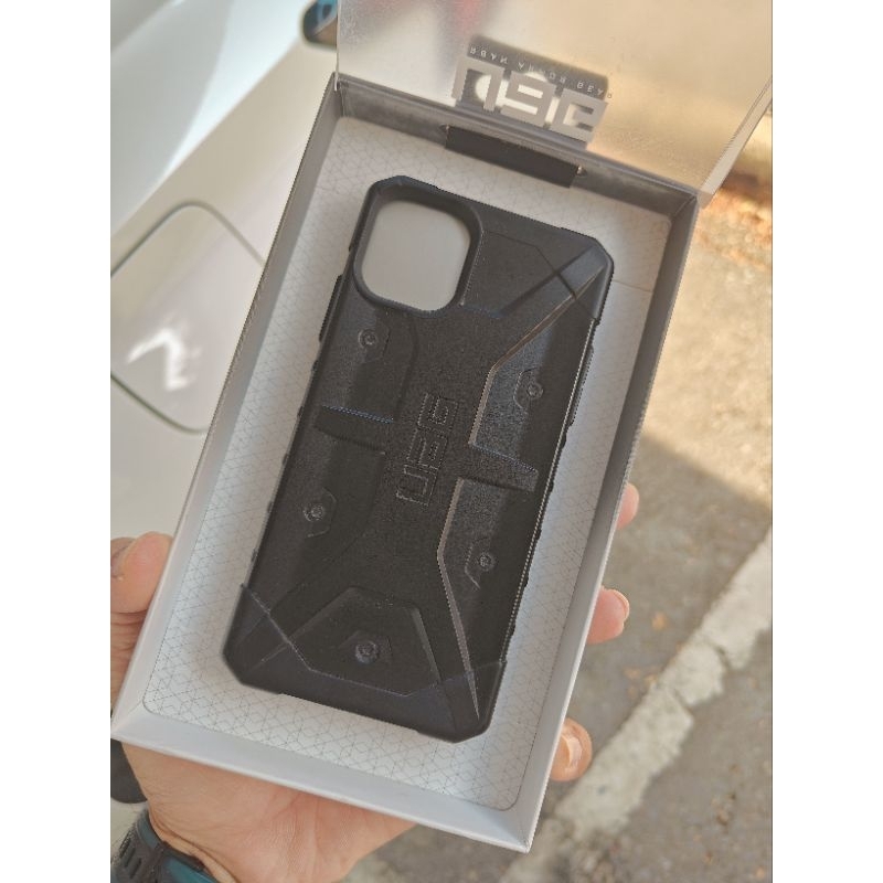 !!! มือสอง สภาพมือกริ๊ป !!!....เคส UAG รุ่น Pathfinder สำหรับ iPhone 11 สีดำ