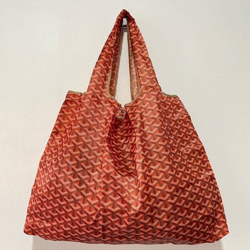 กระเป๋าพับ กระเป๋าสะพาย กระเป๋า Shopping พับง่าย ลายยอดฮิต หลายสีให้เลือก กว้าง 22 สูง 16 นิ้ว ราคา 99 บาท