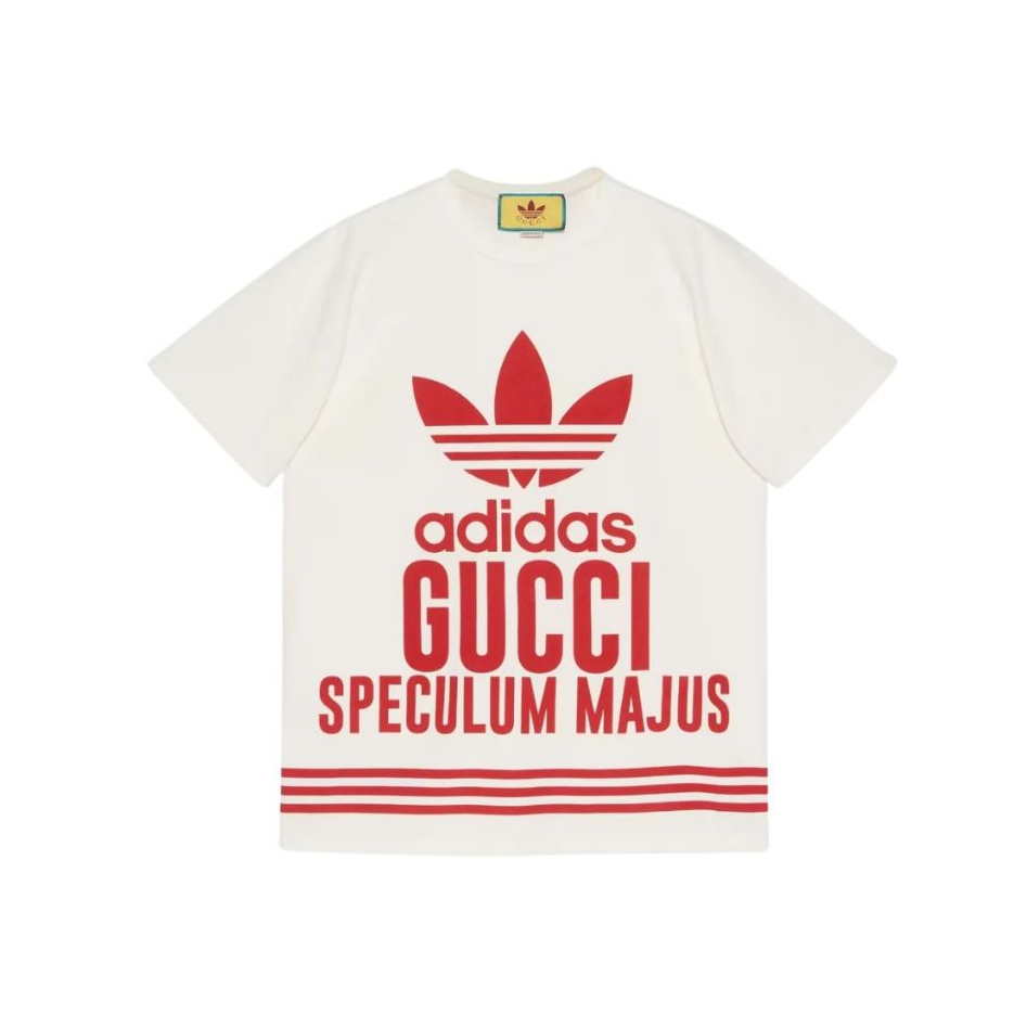 Gucci x Adidas เสื้อยืดคอกลม รุ่น Speculum Majus T-Shirt In White And Red Cotton Code: 717422 XJEXI 9095
