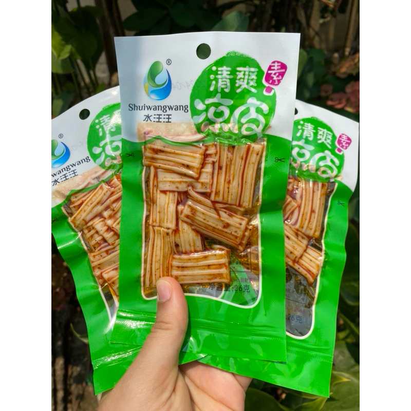 แพ็ค50ซอง เส้นบุกหมาล่าพร้อมทาน(วันที่บนหน้าซองคือวันผลิตไม่ใช่วันหมดอายุ)