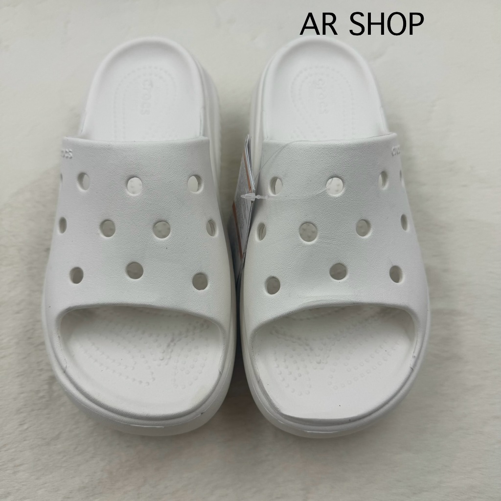 รองเท้า Crocs ส้นสูงแบบสวมสำหรับผู้หญิงสินค้าเข้าใหม่สวยทุกสีเลยค่ะ น้ำหนักเบานิ่มใส่สบายใส่สะดวกทั้งใส่และถอด ค่ะ