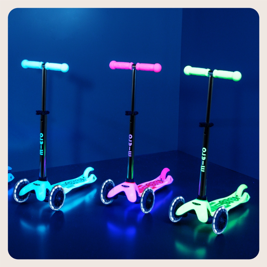 Micro Mini Deluxe Glow LED สกูตเตอร์เรืองแสง ตั้งแต่ 2-5 ขวบ
