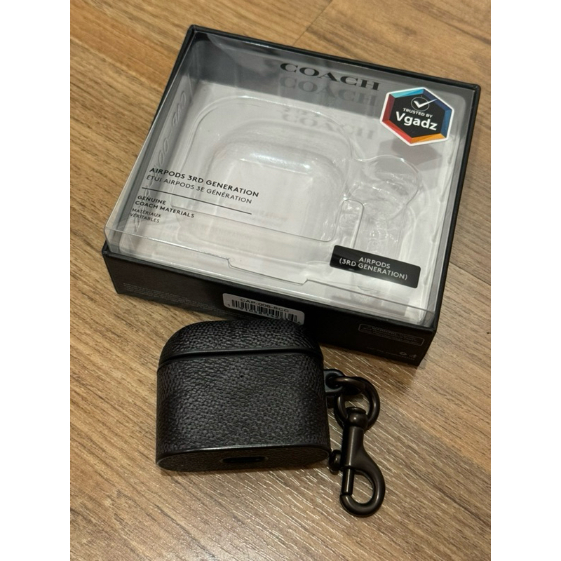 เคส Coach รุ่น Leather - Airpods 3 by Vgadz