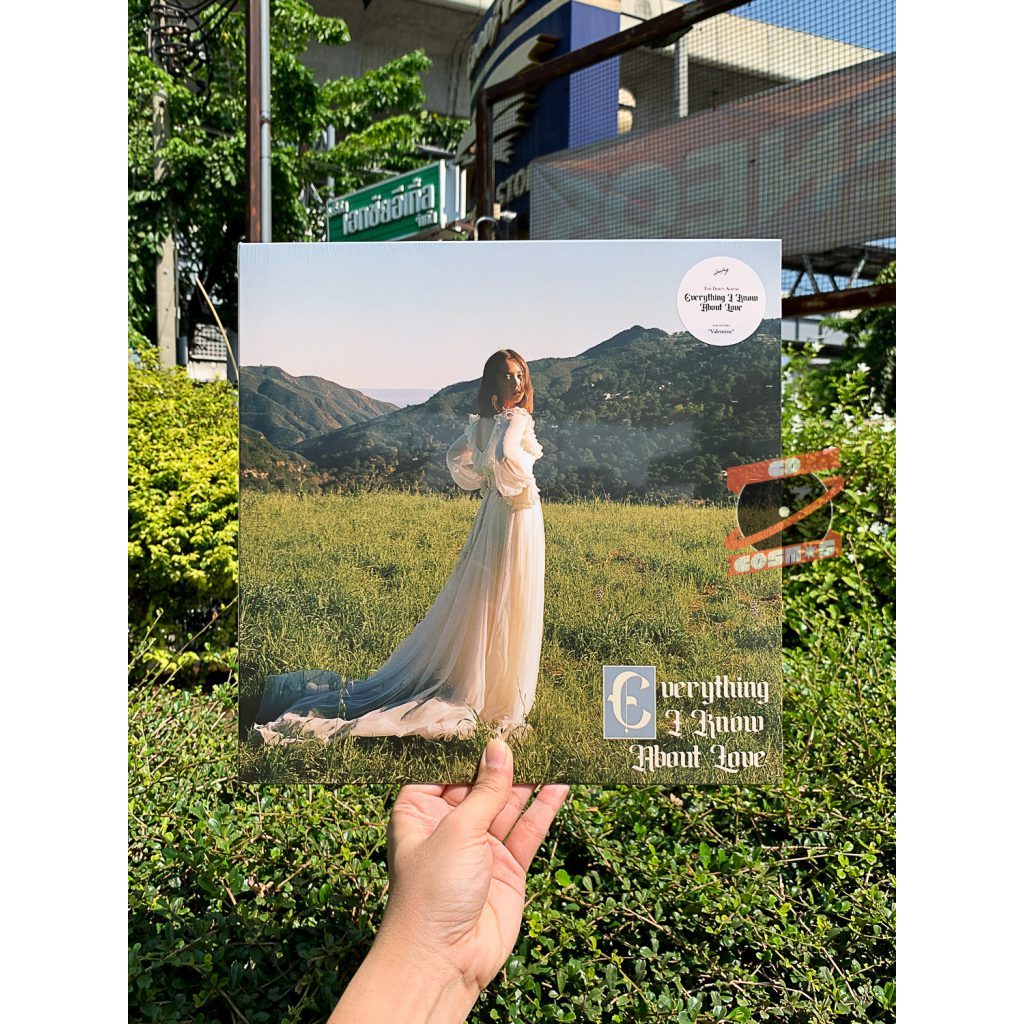 แผ่นเสียง Laufey – Everything I Know About Love (Vinyl)