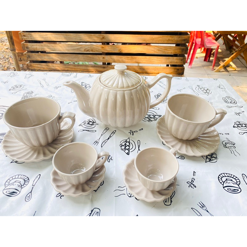 ชุดกาน้ำชา กาน้ำชาเซรามิค เซตกาน้ำชาอังกฤษ ลายเปลือกหอยสีครีม - รูปที่ 3