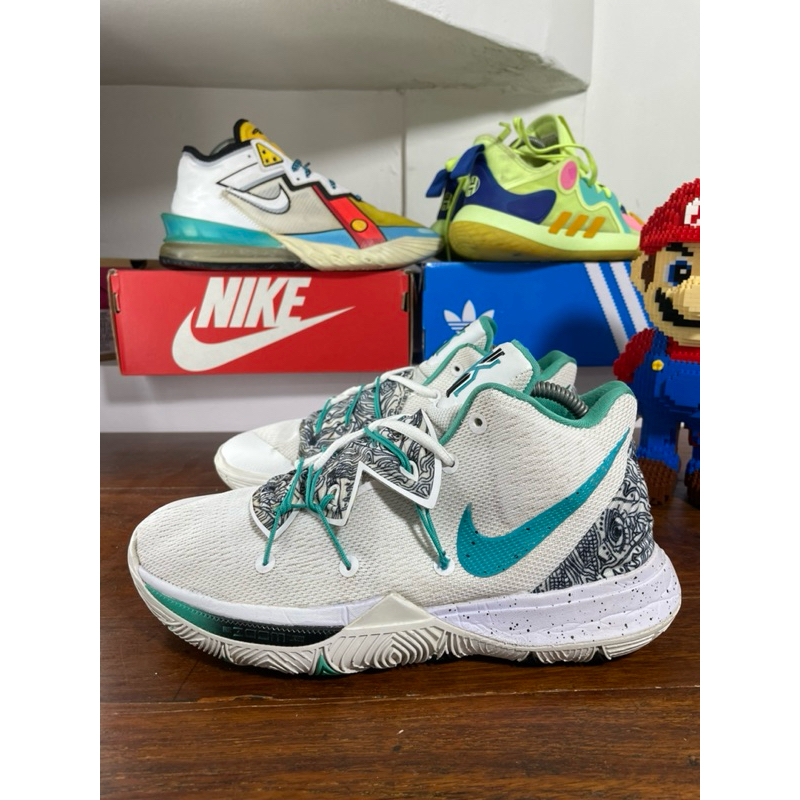 รองเท้าบาส Nike Kyrie 5 Men's Basketball Shoes Size41/26cm มือสอง