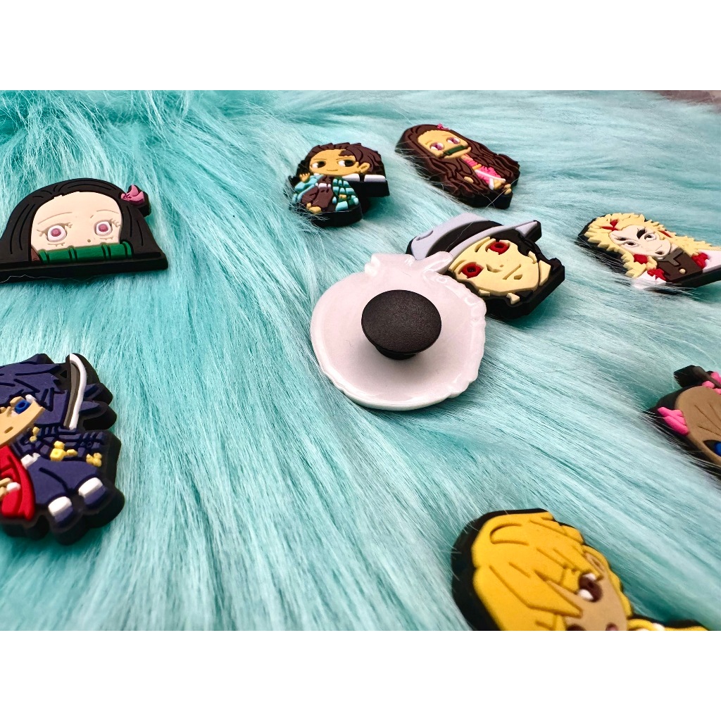 ตัวติดรองเท้า Jibbitz อุปร์กรณ์เสริม ติดรองเท้า ลาย การ์ตูน Crocs pin พร้อมหมุด หัวเข็มขัดยึด พร้อมติดทันที 1ชุด 11 ชิ้น