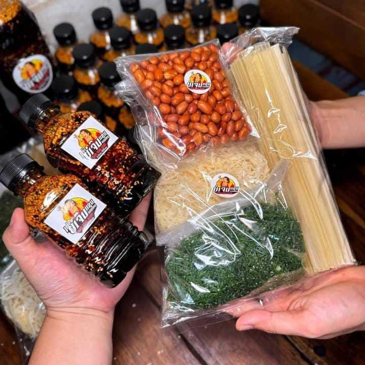 ยำจีน ยำจีนลาว ยำจีนเวียงจันทร์ (น้ำยำ+เครื่อง+เส้น)