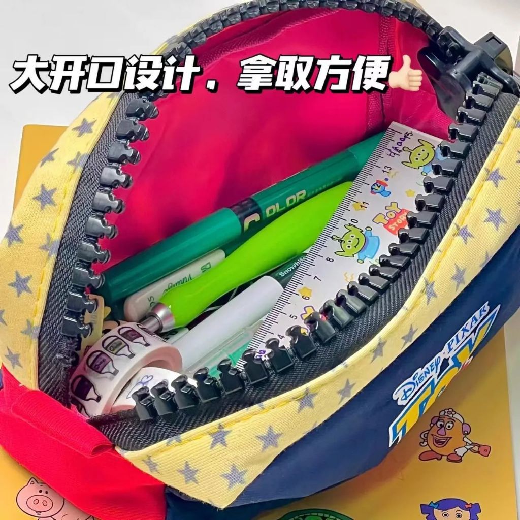 กระเป๋าเครื่องเขียน กระเป๋าดินสอ อเนกประสงค์ ขนาดใหญ่ จุของได้เยอะ ลายการ์ตูน Toy Story แบบสร้างสรรค์ สําหรับนักเรียน - รูปที่ 3