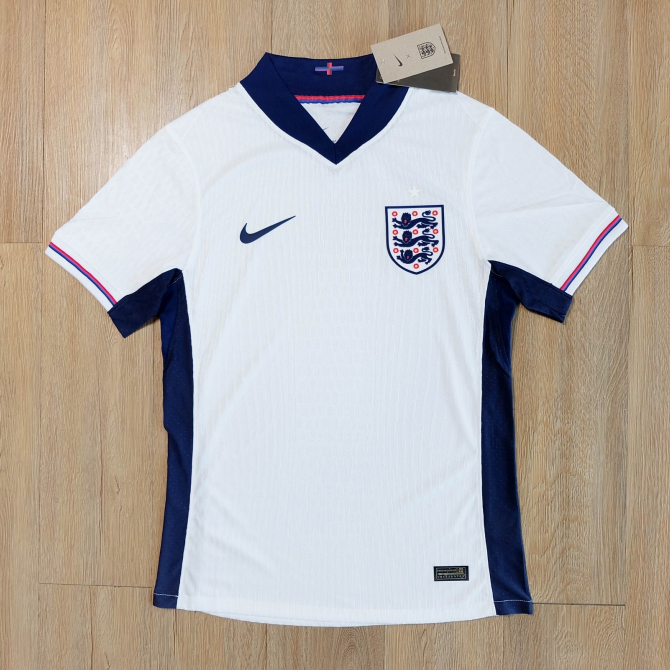 เสื้อฟุตบอลทีมชาติ อังกฤษ England ปี 2024/25 เกรด Player