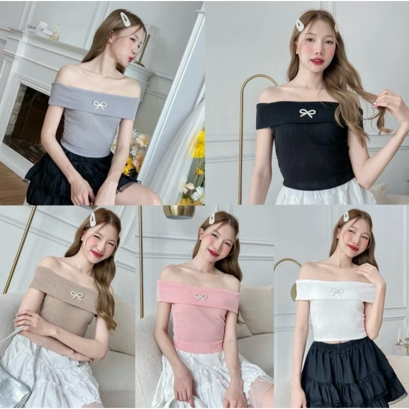รุ่น Deesay เสื้อปาดไหล่แต่งเข็มกลัดโบว์ Lady Clothing