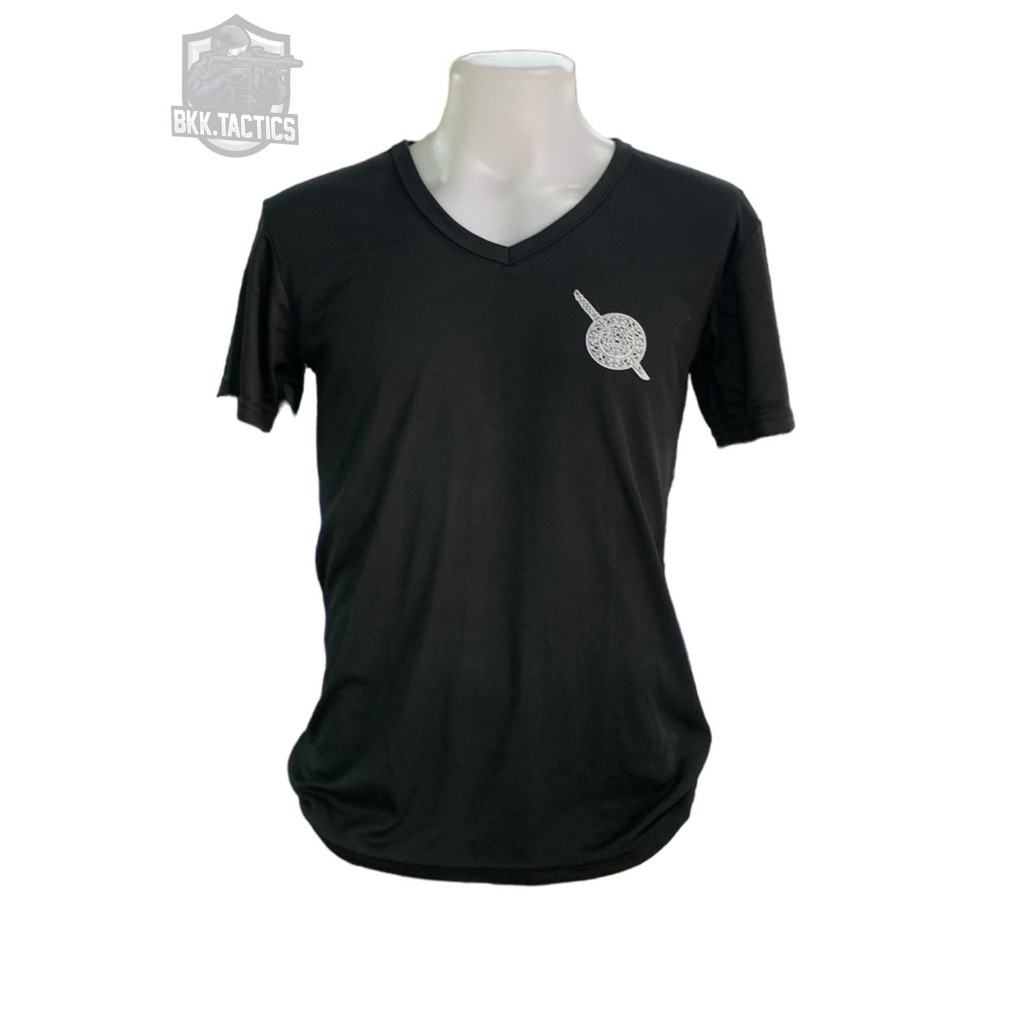 เสื้อยืดตราโล่ สีดำ ผ้า cotton 100% ไม่ยืด ไม่ยั้ว ระบายอากาศได้ดี