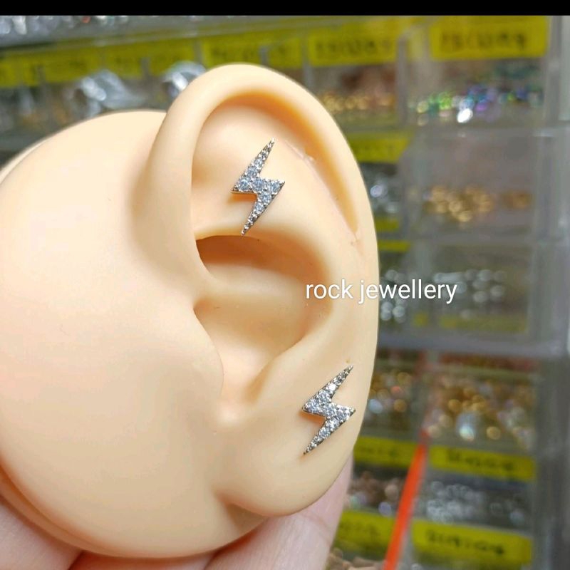 TUNCUSTD2 ต่างหูสายฟ้า เล็ก ใหญ่ แป้นเสียบ ราคา 1 คู่