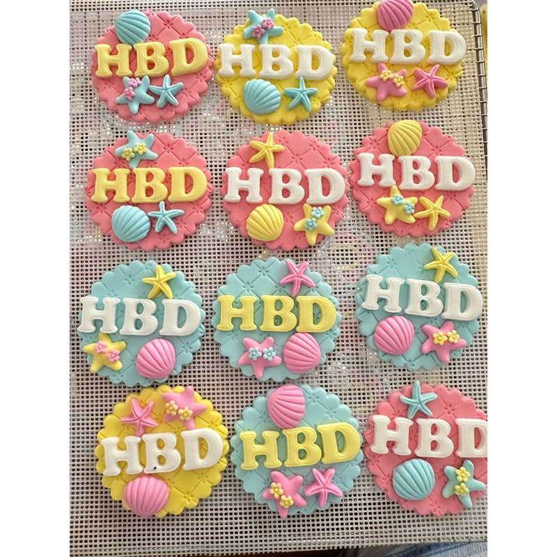 น้ำตาลแต่งเค้ก ป้าย HBD คละแบบ