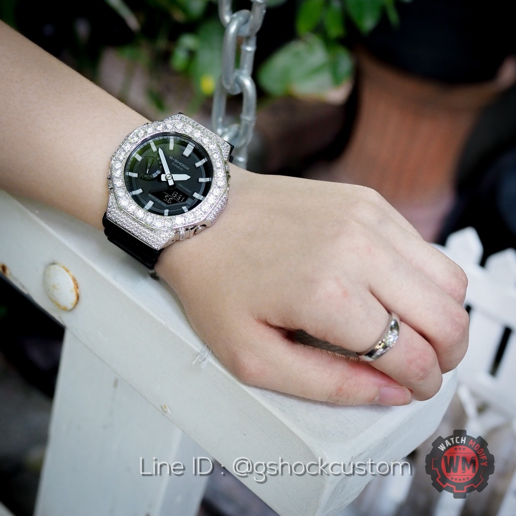 Gshock รุ่น GA-2100-1A Custom กรอบเพชรฝัง ประกันศูนย์central 1 ปี
