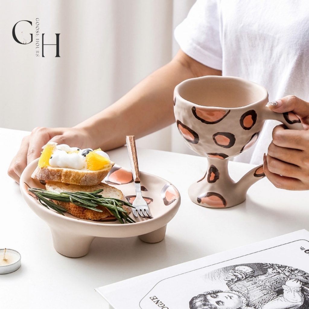 Goose Hours ชุดอาหารว่างลายเสือดาว แก้ว และ จานขนม เซรามิค จับสะดวก Ceramic Coffee Mugs & Snack Plate