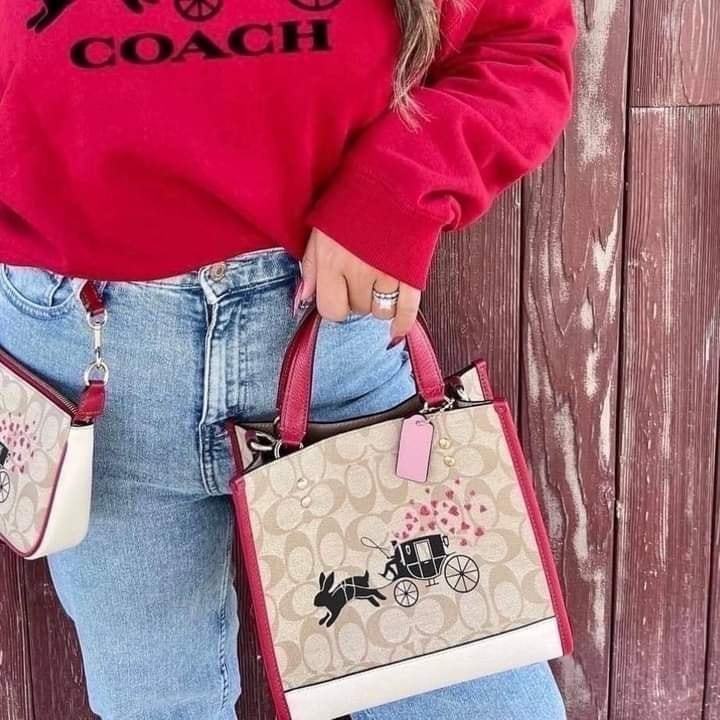 🐰 COACH CF404 LUNAR NEW YEAR DEMPSEY TOTE 22 IN SIGNATURE CANVAS WITH RABBIT AND CARRIAGE 🐰 กระเป๋าโ