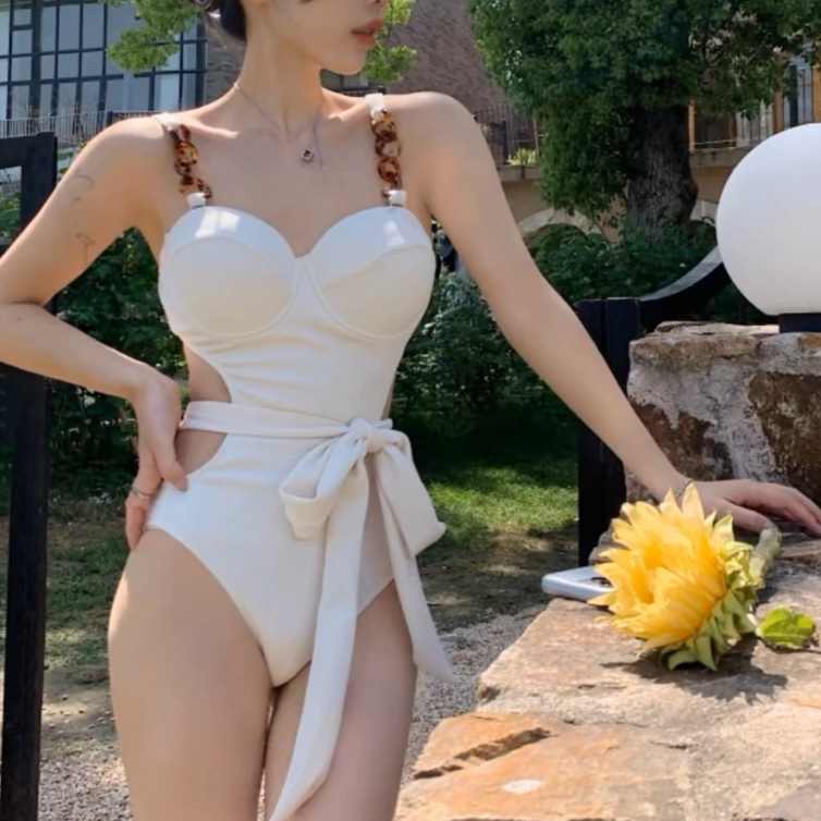 Basic swimsuit ชุดว่ายน้ำวันพีช แฟชั่น น่ารัก สีขาว ผ้าเนื้อดี #0239 ราคา ถูกที่สุด ดีลบีเคเค แกลเลอรีภาพที่ 2