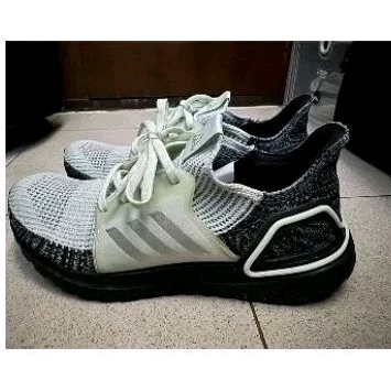 Adidas Ultraboost19 สภาพใหม่ size42 black-green