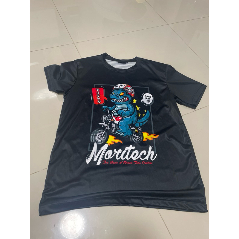 เสื้อยืดสายแว้นส์ Rottae ลายการ์ตูน