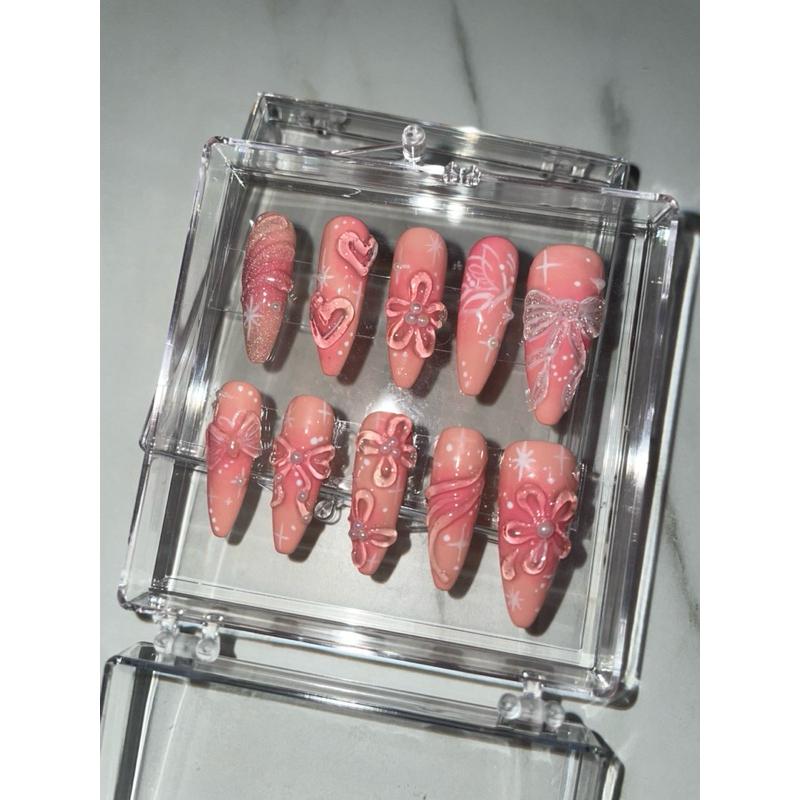 nails handmade เล็บปลอมสีเจลแท้