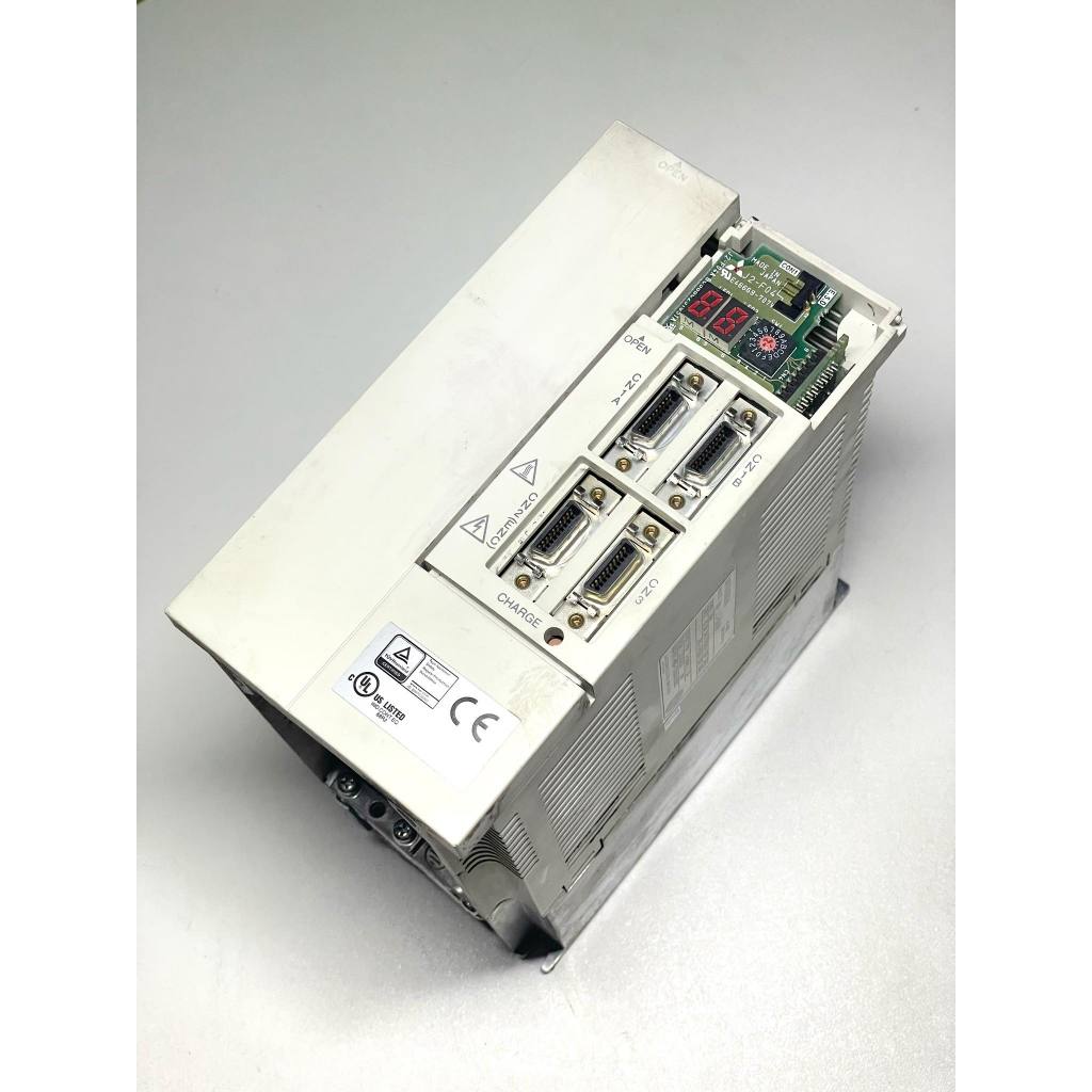 SERVO AMP MISUBISHI MR-J2S-200B