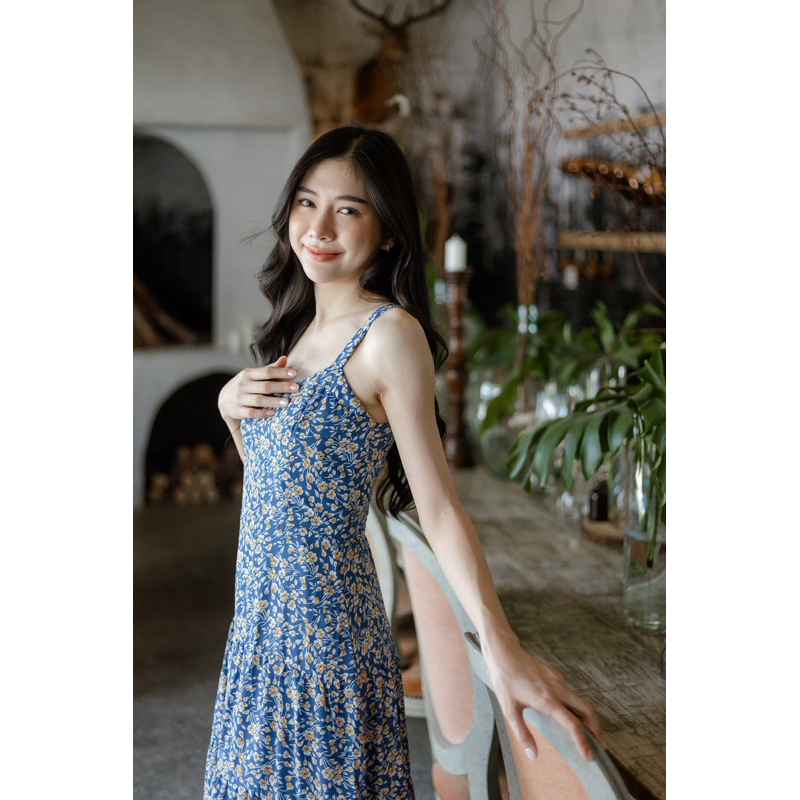 Nooch.Closet : ชุดเดรสยาวสีฟ้า Pitta Blue Dress