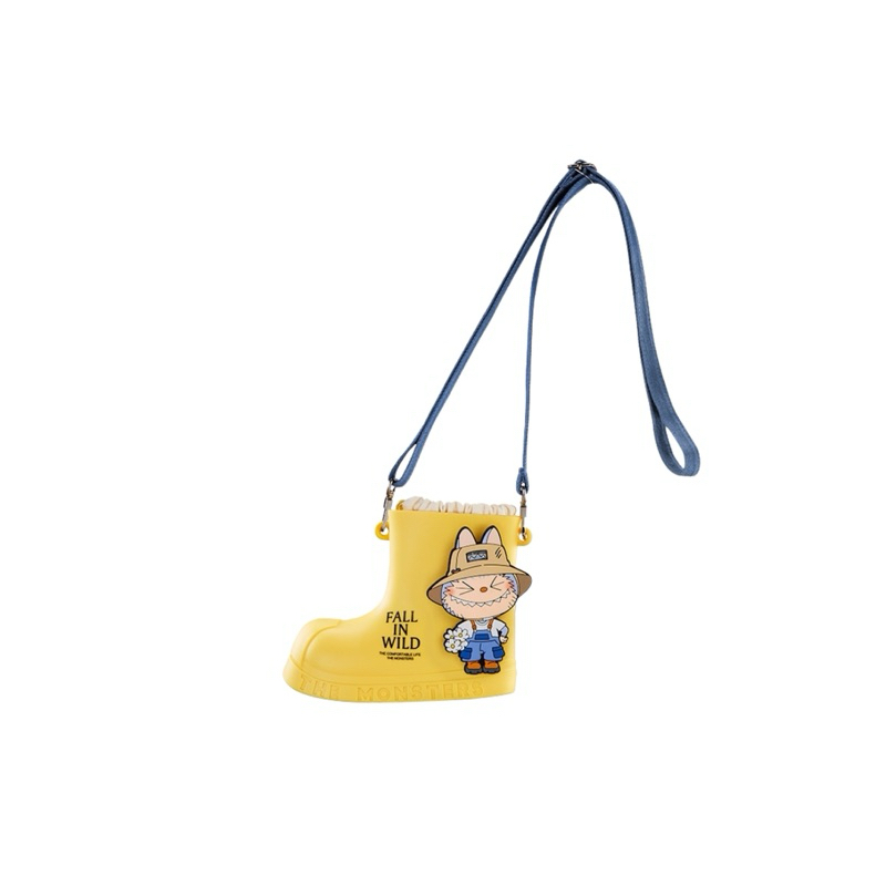 ✅ของแท้✅ กระเป๋ารองเท้าบูทลาบูบู้ The Monster Fall in wild crossbody bag พร้อมส่ง