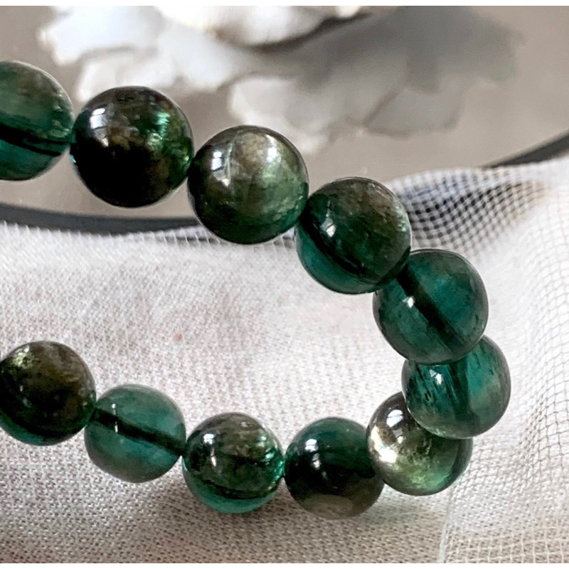 Rare Green Lepidolite 10 mm Bracelet Ultra High  Rare Green Gem Lepidolite Bracelet 10 mm for Healing, Worry, Dependency - รูปที่ 5