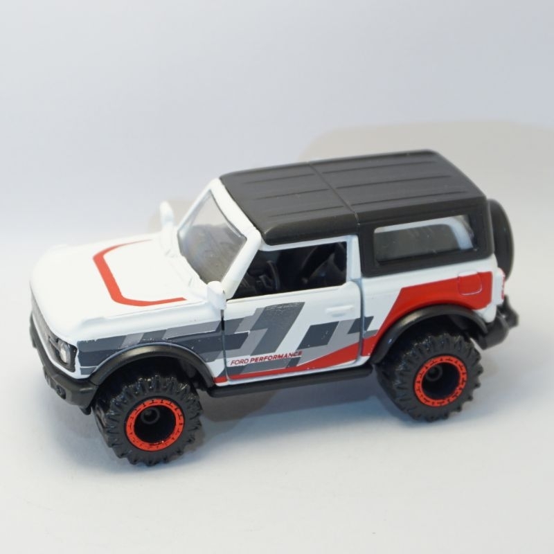 โมเดลรถเหล็ก Majorette ford Bronco