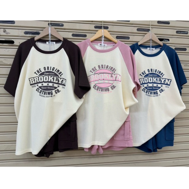 BC-ชุดเซทขาสั้นกางเกงคาโก้+เสื้อแขนสั้นคอกลมโอเวอร์ไซส์ (ทูโทนงานสกีน) งานนำเข้า (ป้ายBeChic)