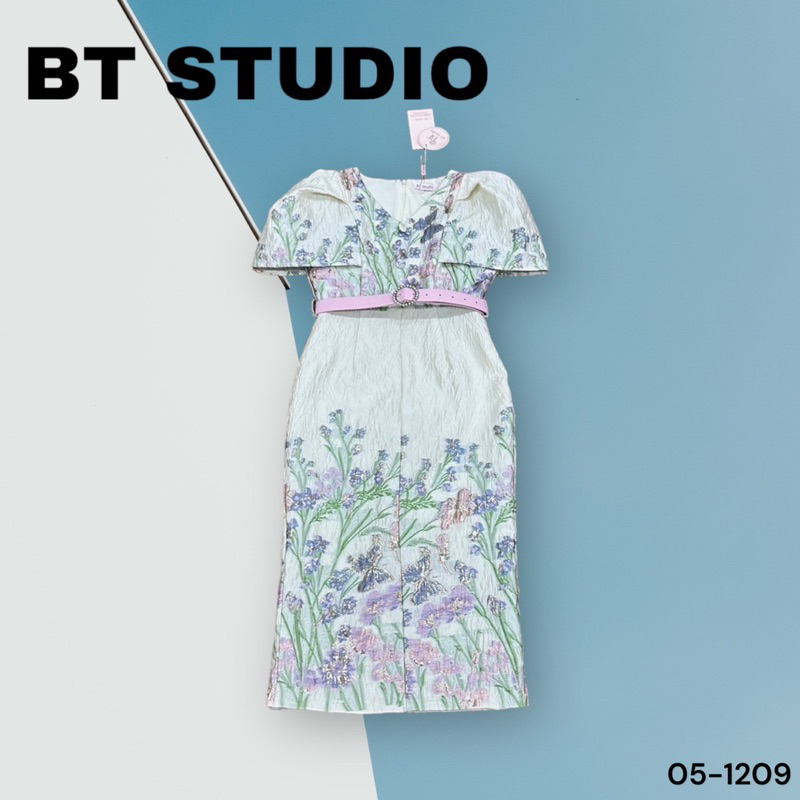 BT  05-1209 งานลดราคา เคลียร์สต็อก ราคาพิเศษ เซท 2 ชิ้น เดรสแขนสั้นดีไซส์ผ้าปักลายดอกไม้โทนสีชมพูม่ว