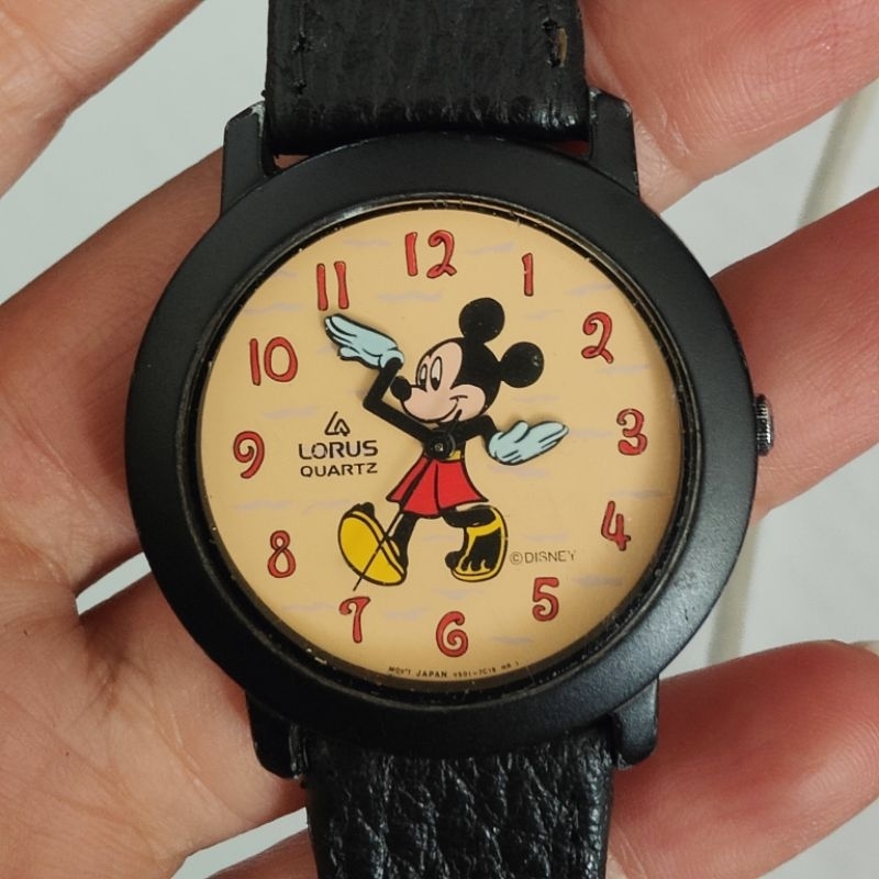 นาฬิกา  Mickey Mouse Lorus by Seiko แขนขยับ ของแท้จากญี่ปุ่น มือสองสภาพสวย