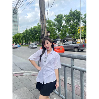 เสื้อนักศึกษาทรงบอยไม่มีกระเป๋า ( ไม่รัดรูปใส่สบาย)เสื้อบอยไม่เข้ารูป💗