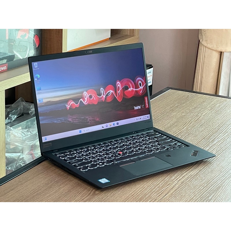 Lenovo ThinkPad X1 Carbon G6 i7-8650U SSD1TB RAM16GB จอ ทัส สินค้ามือสอง