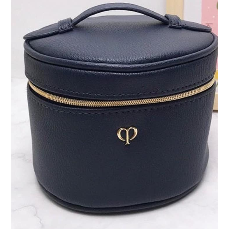 Cle de peau beaute nevy bag