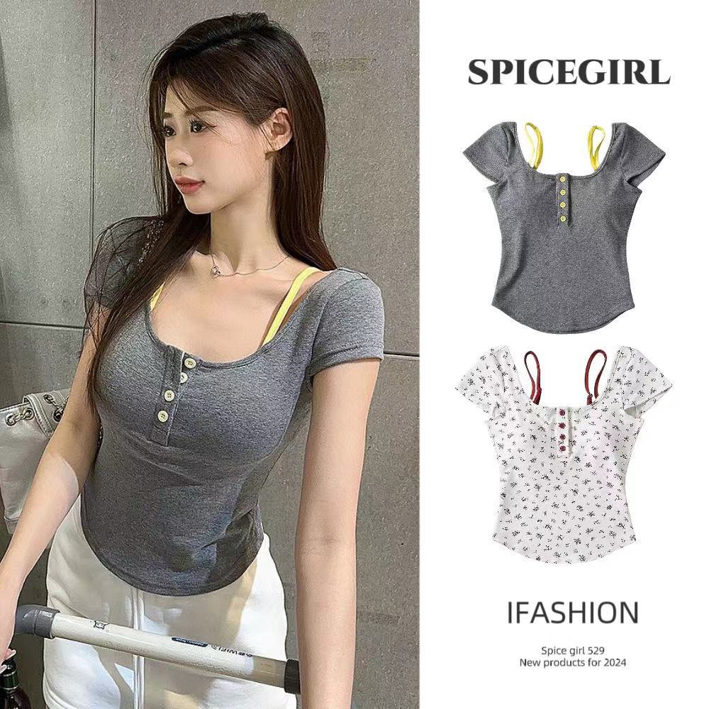 🎠Spice girl🎠เสื้อครอปแขนสั้น เอวลอย ดีไซน์เปิดหลัง เหมือนชุด2ชิ้น มีฟองน้ำในตัว ทรงรัดรูปสวย ดูแพงเก๋มากๆ สไตล์เกาหลี
