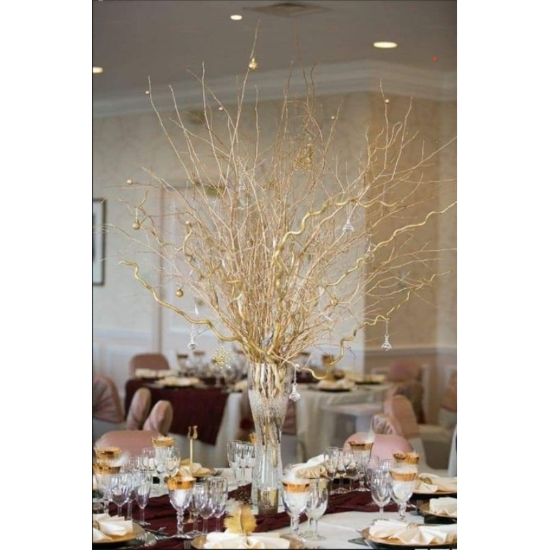 golden branches and vines