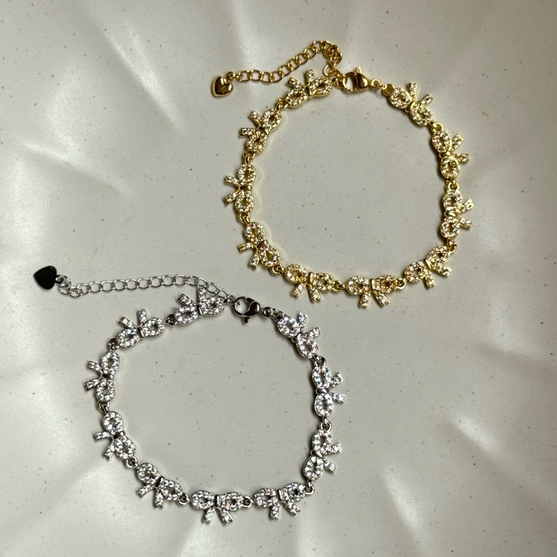 Bowie Bracelet กำไลโบว์เพชร สร้อยข้อมือโบว์เพชร | @trophies.co