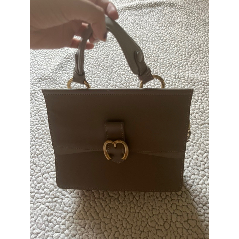 กระเป๋า marwell มีสายยาวให้ของแท้มีการ์ดครบ