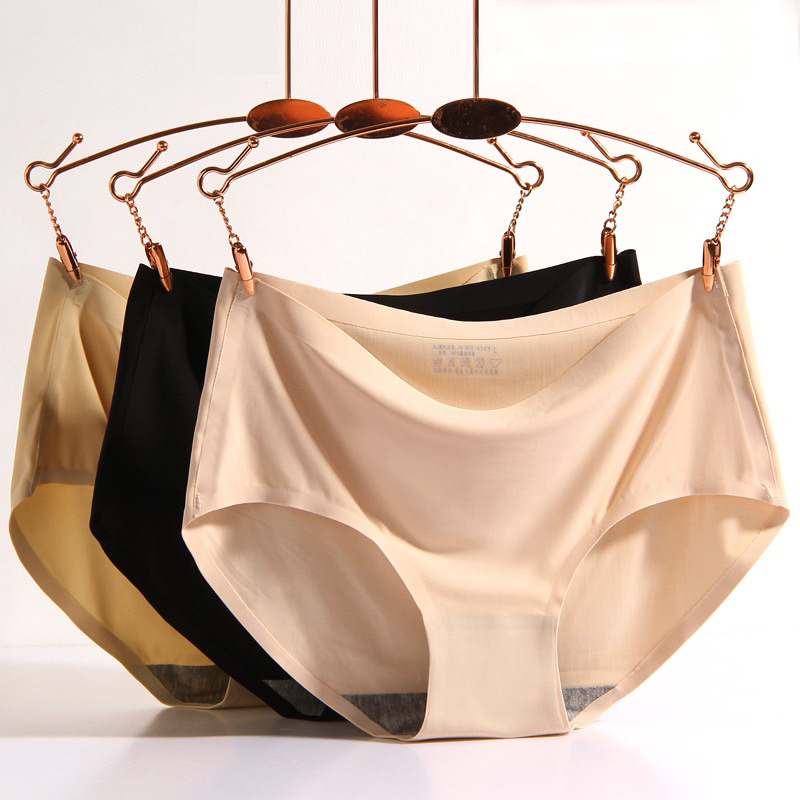 Uw004[[สินค้าพร้อมส่ง]]กางเกงในไร้ขอบผ้านิ่ม งานอย่างดี
