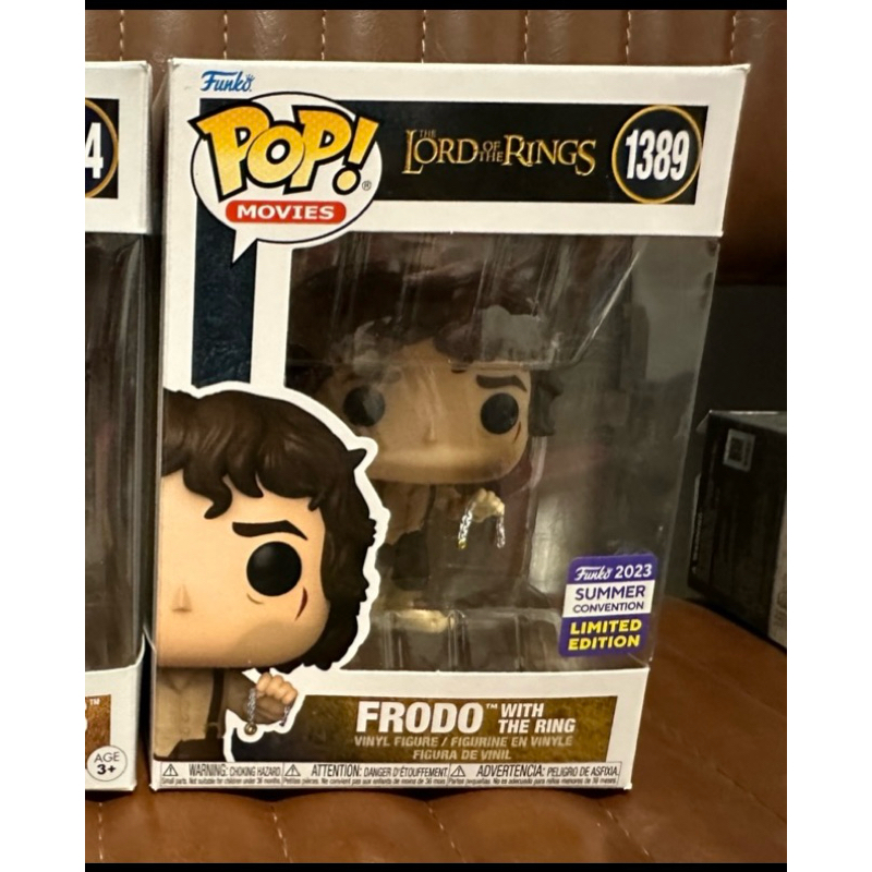 Funko Frodo with the ring, Lord of the rings exclusive pop