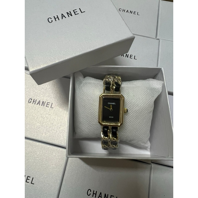 นาฬิกาChanelตัวฮิตงานกล่อง สีดำ